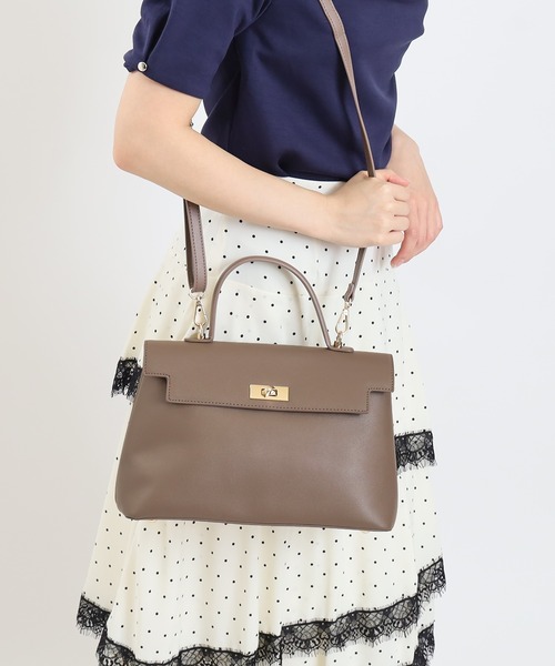 TRUDEA(トルディア)の「ワンハンドルバック(ハンドバッグ・レディース・ブラウン/グレイッシュベージュ/ブラック/チャコールグレー・MEDIUM)」の15枚目の写真