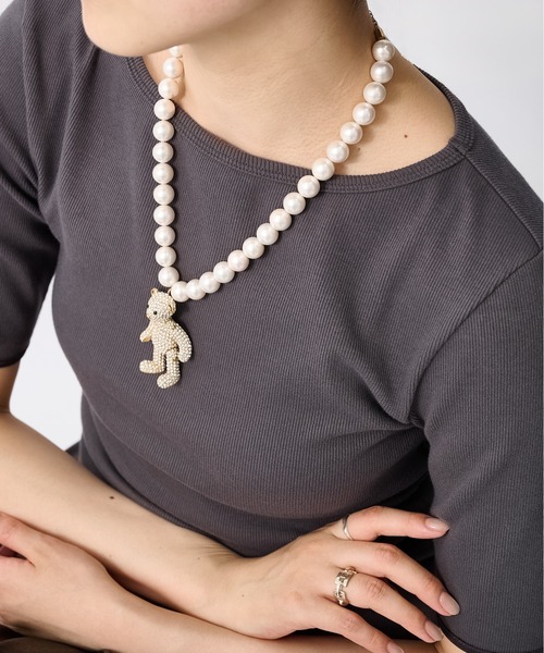 AMBUSH(アンブッシュ)の「【AMBUSH/アンブッシュ】PAVE BIG TEDDY BEAR NECKLACE(ネックレス・レディース・ゴールド・FREE)」の4枚目の写真