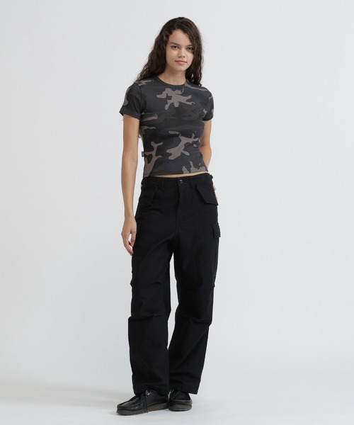 AVIREX（アヴィレックス）の「《WEB限定/DAILY/デイリー/WOMAN》 RIB CAMO S/S CREW NECK T-SHIRT（Tシャツ/カットソー・レディース・グレー系カモフラージュ/グリーン系カモフラージュ・M/S）」の13枚目の写真
