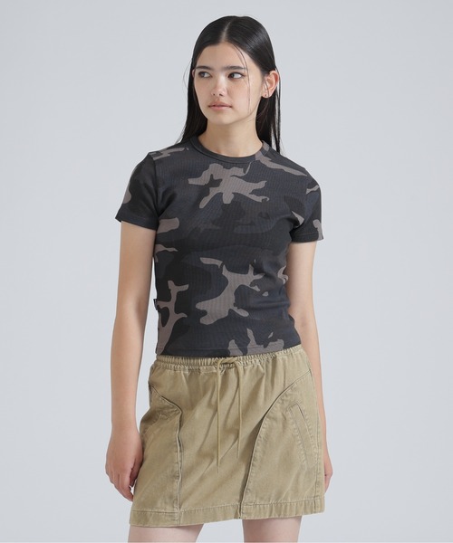 AVIREX（アヴィレックス）の「《WEB限定/DAILY/デイリー/WOMAN》 RIB CAMO S/S CREW NECK T-SHIRT（Tシャツ/カットソー・レディース・グレー系カモフラージュ/グリーン系カモフラージュ・M/S）」の18枚目の写真