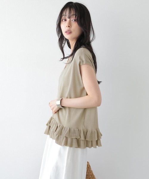 AMELY(エミリー)の「フリルヘム ニットベスト(ベスト・レディース・ホワイト/ブラック/イエロー/ピンク/ベージュ・フリー)」の13枚目の写真