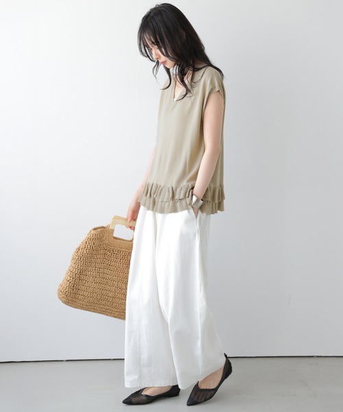 AMELY(エミリー)の「フリルヘム ニットベスト(ベスト・レディース・ホワイト/ブラック/イエロー/ピンク/ベージュ・フリー)」の14枚目の写真