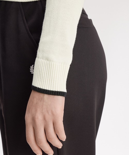 FRED PERRY(フレッドペリー)の「Zip-Through Knitted Shirt/ジップスルーニットシャツ(カーディガン/ボレロ・レディース・ベージュ/ネイビー・10)」の18枚目の写真