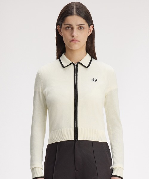 FRED PERRY(フレッドペリー)の「Zip-Through Knitted Shirt/ジップスルーニットシャツ(カーディガン/ボレロ・レディース・ベージュ/ネイビー・10)」の19枚目の写真