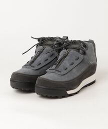 is-ness（イズネス）の「【is-ness】【SUICOKE】FLOW-MID SHOES is-ness×SUICOKE（スニーカー）」