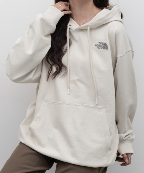 THE NORTH FACE(ザノースフェイス)の「THE NORTH FACE(ザ・ノースフェイス)/M'S CORE HOODIE(パーカー・レディース・グレー/ブラック/サンドベージュ/ライトブルー・L/XXL/M/XL)」の3枚目の写真
