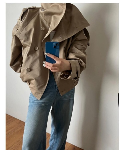 Ritzy（リッツィー）の「ショート丈トレンチジャケット（トレンチコート・レディース・カーキ・M/S/L）」の20枚目の写真