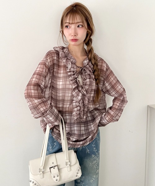 Loueme（ルエム）の「フリルチェックシアーブラウス（シャツ/ブラウス・レディース・ブラウン/ブラック・FREE）」の2枚目の写真
