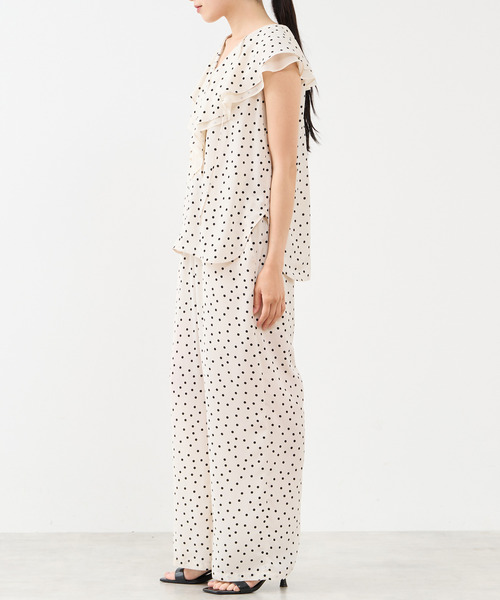 Tiara(ティアラ)の「ドットイージーパンツ(セットアップ可)(その他パンツ・レディース・ホワイト/ブラック・2/3)」の16枚目の写真