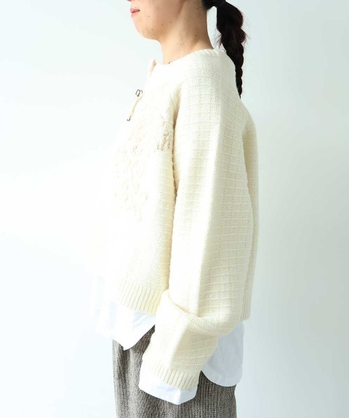 yuni（ユニ　）の「Wool Hand Embroidery cardigan（カーディガン/ボレロ・レディース・オフホワイト/チャコールグレー・FREE）」の17枚目の写真