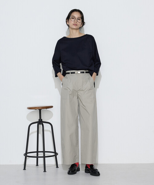 COMME CA Wardrobe(コムサワードローブ)の「〔 +サイズ 〕 トリコット ボートネックプルオーバー(Tシャツ/カットソー・レディース・ホワイト/グリーン/ネイビー・13号)」の9枚目の写真