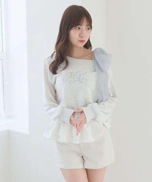 MAJESTIC LEGON(マジェスティックレゴン)の「マルチwayペプラムロゴトップス(Tシャツ/カットソー・レディース・オートミール/ホワイト系その他2/グレー・MEDIUM)」の3枚目の写真