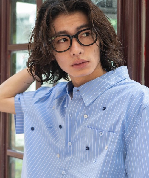 WEGO(ウィゴー)の「WEGO/マルチボタンストライプシャツ(シャツ/ブラウス・メンズ・ブラック/ブルー・MEDIUM/LARGE)」の13枚目の写真