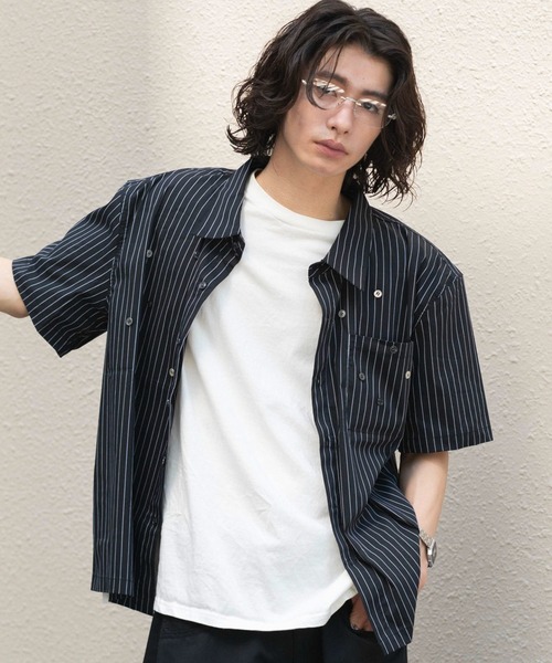 WEGO(ウィゴー)の「WEGO/マルチボタンストライプシャツ(シャツ/ブラウス・メンズ・ブラック/ブルー・MEDIUM/LARGE)」の22枚目の写真