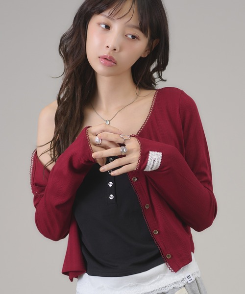 apres jour mignon(アプレジュールミニョン)の「アイレットカーデ(カーディガン/ボレロ・レディース・ボルドー/ピンク/ブラウン系その他/オフホワイト・フリー/LARGE)」の4枚目の写真