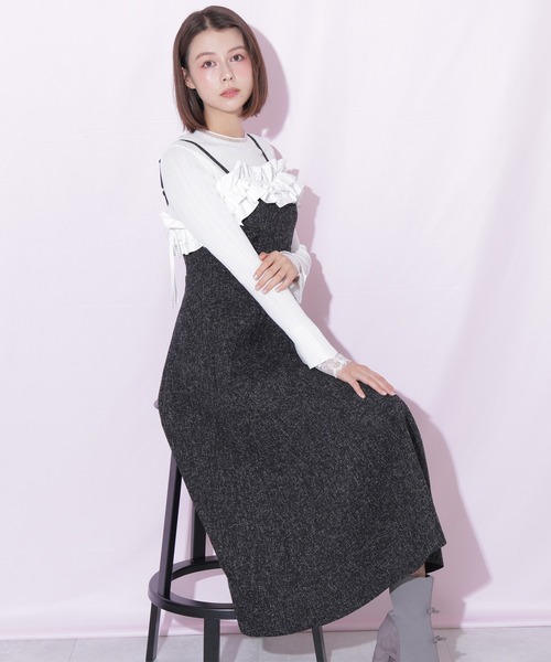JILL by JILL STUART（ジルバイジルスチュアート）の「ホイップフリルジャンスカ（ジャンパースカート・レディース・ピンク/ブラック・SMALL/MEDIUM）」の5枚目の写真