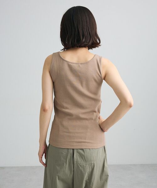 Green Parks(グリーンパークス)の「【UVカット・接触冷感・抗菌加工】機能付テレコリブタンクトップⅢ(タンクトップ・レディース・モカ/チャコールグレー/ホワイト/ブラック・FREE)」の6枚目の写真