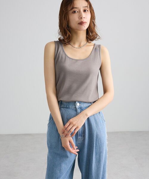 Green Parks(グリーンパークス)の「【UVカット・接触冷感・抗菌加工】機能付テレコリブタンクトップⅢ(タンクトップ・レディース・モカ/チャコールグレー/ホワイト/ブラック・FREE)」の17枚目の写真