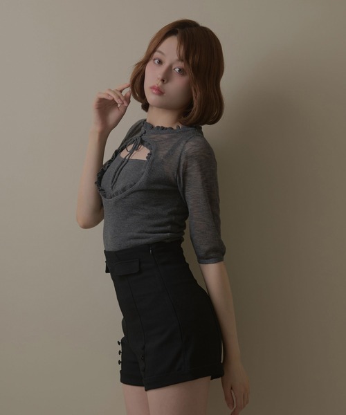 M DOLLY(エムドリー)の「*M DOLLY original* Cutout felicie sheer tops / カットアウトフェリシーシアートップス(ニット/セーター・レディース・ベージュ/グレー・FREE)」の5枚目の写真