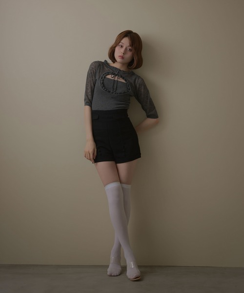 M DOLLY(エムドリー)の「*M DOLLY original* Cutout felicie sheer tops / カットアウトフェリシーシアートップス(ニット/セーター・レディース・ベージュ/グレー・FREE)」の8枚目の写真