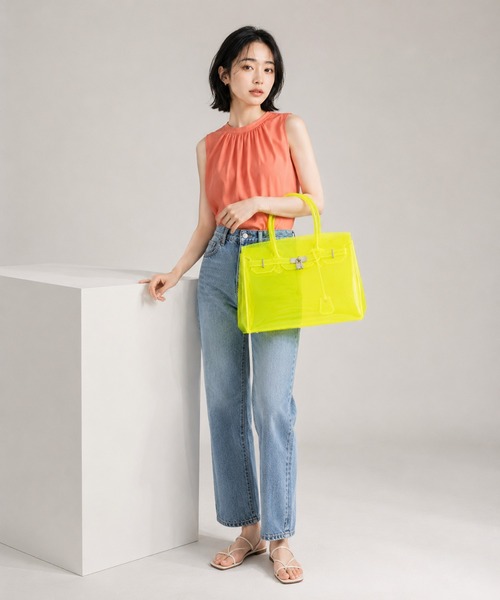 KONVINI（コンビニ）の「【KONVINI select】トレンド ジェリーバッグ JellyBag　クリアバッグ カラーバッグ A4サイズ対応　トレンド　バレエコア（ハンドバッグ・レディース・イエロー/ブルー/グリーン/ライトブルー・FREE）」の4枚目の写真