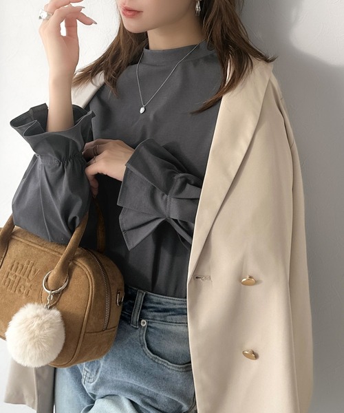 classicalelf(クラシカルエルフ)の「ひとさじの甘さ。微光沢仕立て、シルケット加工ハイネックキャンディスリーブTシャツ(長袖)(Tシャツ/カットソー・レディース・ブラック/チャコール/ベージュ/オフホワイト・MEDIUM/X-LARGE/LARGE/SMALL)」の22枚目の写真