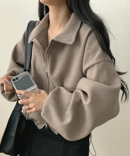 roomy（ルーミー）の「ショートジップブルゾン（ブルゾン・レディース・ブラック/ベージュ/グレイッシュベージュ・M）」の5枚目の写真