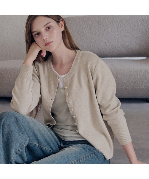 SLOWLOLLI(スローローリ)の「Henley button cardigan_4 Colors(カーディガン/ボレロ・レディース・ブラック/ベージュ/バーガンディー/チャコール・FREE)」の1枚目の写真