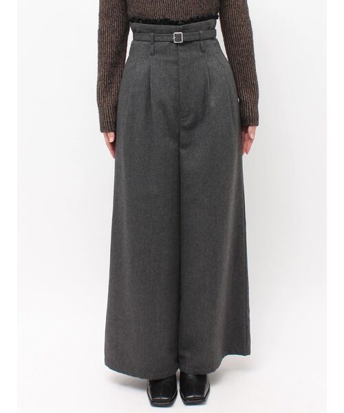 MURUA(ムルーア)の「ウエストフリルワイドパンツ 冬服(スラックス・レディース・グレー/ベージュ/ブラック・1/2)」の20枚目の写真