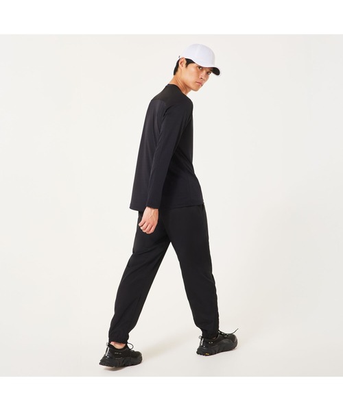 OAKLEY(オークリー)の「オークリー SLANT LOGO PRINT L/S TEE 12.0/Tシャツ/トレーニング/テニス/メンズ//OAKLEY(Tシャツ/カットソー・メンズ・ブラック/ホワイト・S/M/L)」の16枚目の写真