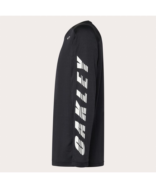 OAKLEY(オークリー)の「オークリー SLANT LOGO PRINT L/S TEE 12.0/Tシャツ/トレーニング/テニス/メンズ//OAKLEY(Tシャツ/カットソー・メンズ・ブラック/ホワイト・S/M/L)」の7枚目の写真