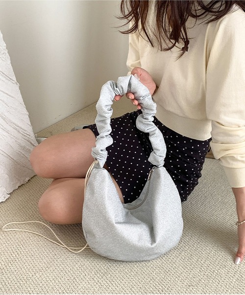 LA VORAGINE(ラ ヴォラジネ)の「ショルダーバッグシャーリング肩紐キャンバスバッグ 2WAY 抽紐デザインホーボーバッグ(ショルダーバッグ・レディース・Silver/BLACK/PINK・FREE)」の12枚目の写真