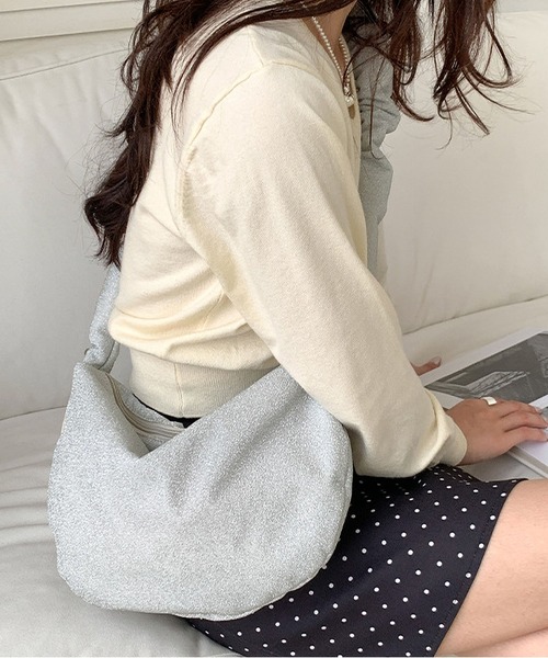 LA VORAGINE(ラ ヴォラジネ)の「ショルダーバッグシャーリング肩紐キャンバスバッグ 2WAY 抽紐デザインホーボーバッグ(ショルダーバッグ・レディース・Silver/BLACK/PINK・FREE)」の13枚目の写真
