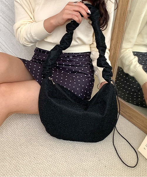 LA VORAGINE(ラ ヴォラジネ)の「ショルダーバッグシャーリング肩紐キャンバスバッグ 2WAY 抽紐デザインホーボーバッグ(ショルダーバッグ・レディース・Silver/BLACK/PINK・FREE)」の21枚目の写真