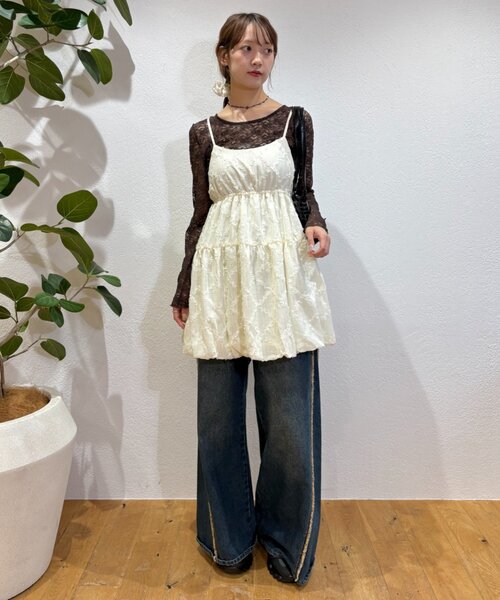 w closet（ダブルクローゼット）の「【体型カバー/着回し◎】フリルレースミニキャミOP（ワンピース・レディース・ブルー/グリーン/アイボリー/ブラック・FREE）」の18枚目の写真