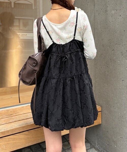 w closet（ダブルクローゼット）の「【体型カバー/着回し◎】フリルレースミニキャミOP（ワンピース・レディース・ブルー/グリーン/アイボリー/ブラック・FREE）」の13枚目の写真