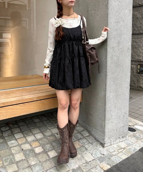 w closet（ダブルクローゼット）の「【体型カバー/着回し◎】フリルレースミニキャミOP（ワンピース・レディース・ブルー/グリーン/アイボリー/ブラック・FREE）」の12枚目の写真