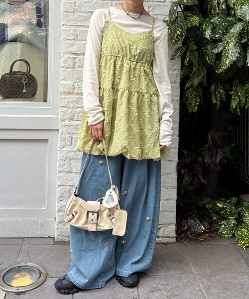 w closet（ダブルクローゼット）の「【体型カバー/着回し◎】フリルレースミニキャミOP（ワンピース・レディース・ブルー/グリーン/アイボリー/ブラック・FREE）」の6枚目の写真