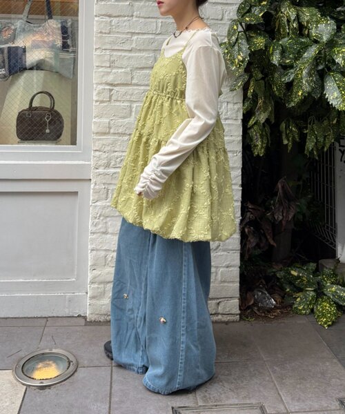 w closet（ダブルクローゼット）の「【体型カバー/着回し◎】フリルレースミニキャミOP（ワンピース・レディース・ブルー/グリーン/アイボリー/ブラック・FREE）」の5枚目の写真