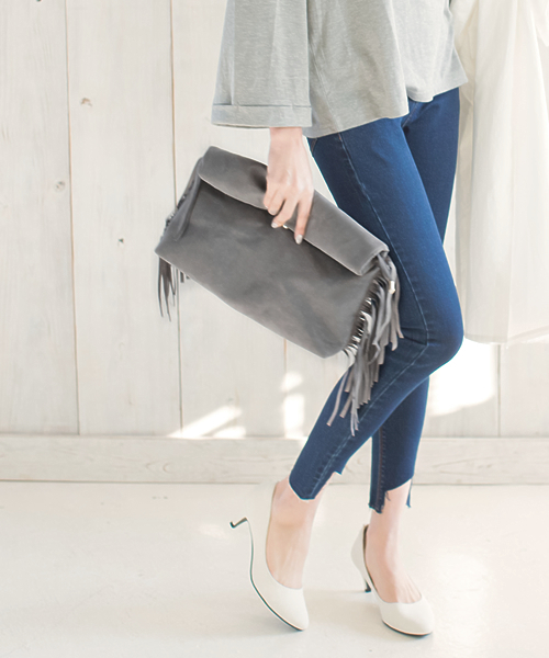 Re:EDIT（リエディ）の「フリンジデザインクラッチバッグ（クラッチバッグ・レディース・ブラック/グレー/ベージュ・FREE）」の3枚目の写真
