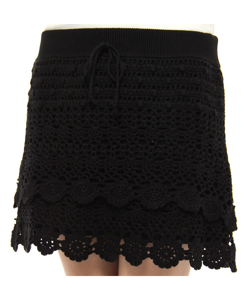 MILKFED.(ミルクフェド)の「KNITTED TIERED SKIRT(スカート・レディース・ホワイト/ブラック・X-SMALL/SMALL)」の5枚目の写真