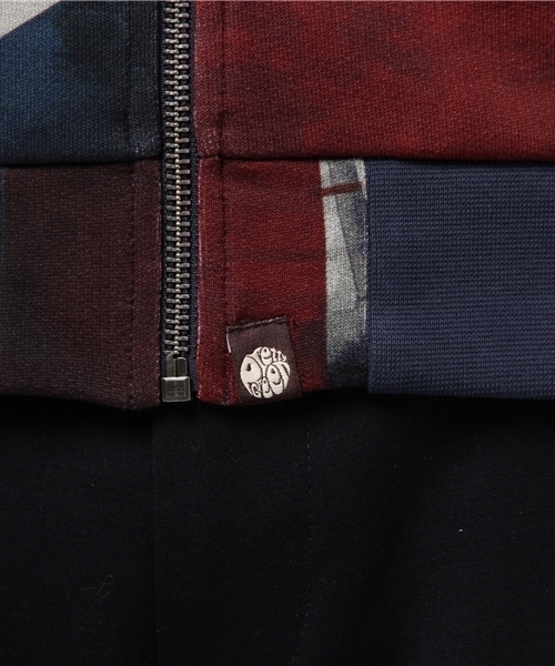 Pretty Green（プリティーグリーン）の「LS ユニオンジャック プリント