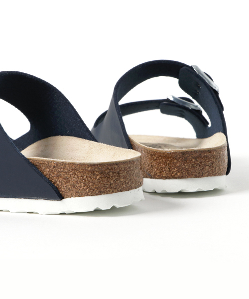BIRKENSTOCK(ビルケンシュトック)の「■日本限定モデル■BIRKENSTOCK アリゾナ / ARIZONA (WOMEN)(サンダル・レディース・ネイビー・36/37/38)」の5枚目の写真