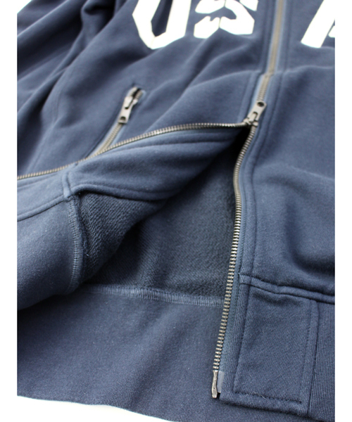AVIREX(アヴィレックス)の「avirex/ アヴィレックス / U.S.A.F. 70th ANNIVERSARY THERMO LITE STAND ZIP/ アメリカ空軍70周年記念 サーモライト スタンドジップ(ジャージ・メンズ・ネイビー/カモフラージュ/ホワイト/ライトブルーグレー・XX-LARGE/LARGE/X-LARGE/MEDIUM)」の7枚目の写真
