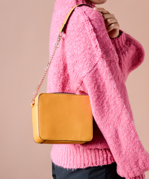 SHIPS BLUESTORE（シップスブルーストア）の「SHIPS BLUESTORE:ミニバッグ◇（ショルダーバッグ・レディース・マスタード/レッド/ブラック・ONE SIZE）」の11枚目の写真