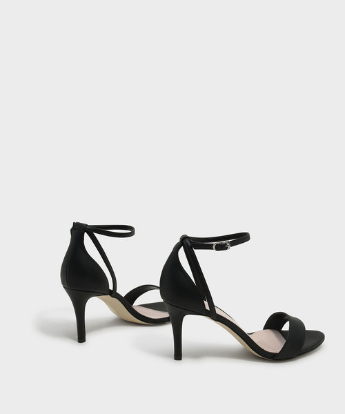 CHARLES & KEITH(チャールズ & キース)の「アンクルストラップサンダル / ANKLE STRAP SANDALS(パンプス・レディース・レッドパープル/ブラウン/ブラック・22.5cm/23.5cm/24.5cm/25cm/23cm/25.5cm)」の5枚目の写真