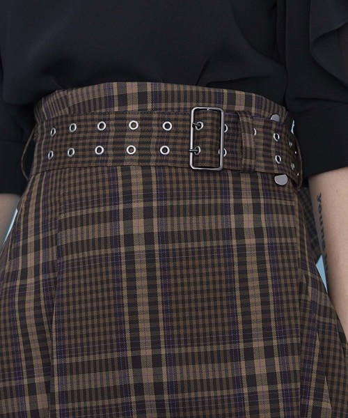 UNITED TOKYO（ユナイテッドトウキョウ）の「チェックアシメプリーツスカート（スカート・レディース・ブラウン/イエロー・1）」の5枚目の写真