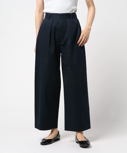 LBC（エルビーシー）の「コットンワイドチノタックパンツ（その他パンツ・レディース・ネイビー/ベージュ/ブラウン・M/L）」の3枚目の写真