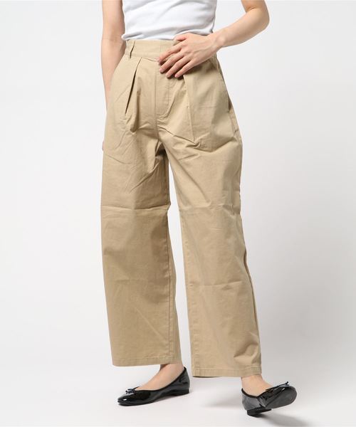 LBC（エルビーシー）の「コットンワイドチノタックパンツ（その他パンツ・レディース・ネイビー/ベージュ/ブラウン・M/L）」の8枚目の写真