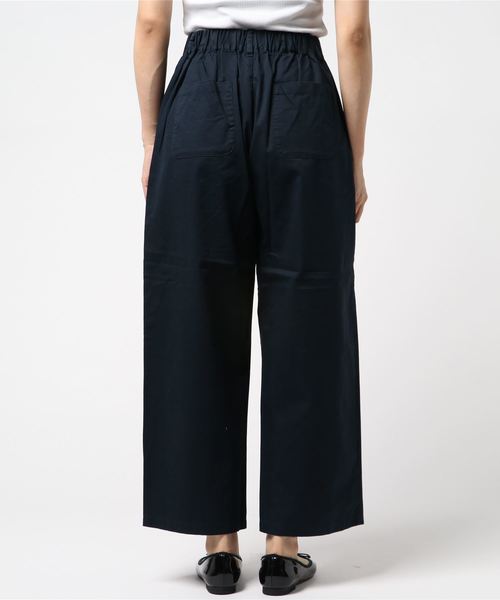LBC（エルビーシー）の「コットンワイドチノタックパンツ（その他パンツ・レディース・ネイビー/ベージュ/ブラウン・M/L）」の5枚目の写真
